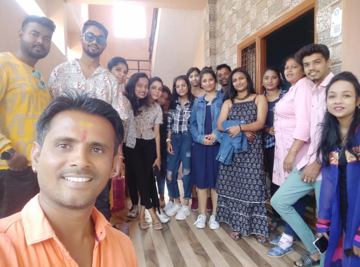 Lohit Homestay Hampi Eksteriør bilde